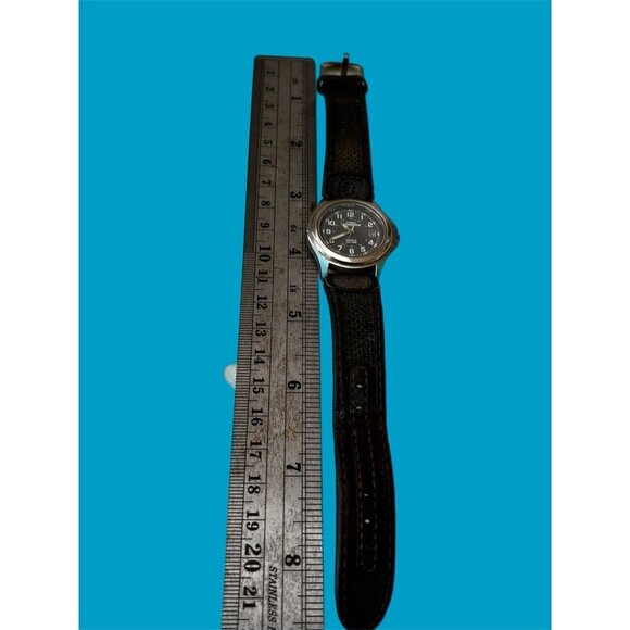 WomenTimex Expedition Indiglo WR 50M Watch Brown Buckle Leather Fabric Band - Picture 3 of 6